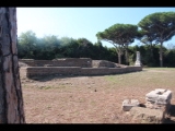 00172 ostia - regio v - insula xvii - ninfeo su piazzale della vittoria (v,xvii,2) - nymphaeum - 2016.jpg